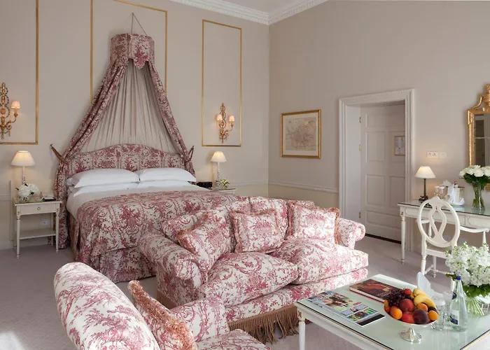 The Merrion Szálloda 5*