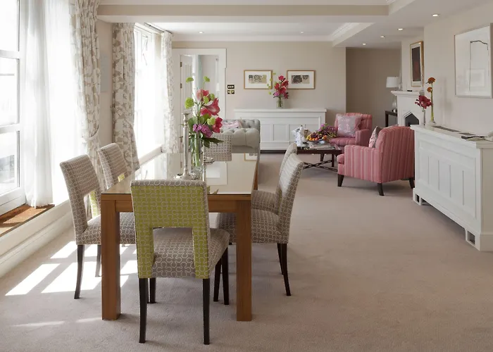 The Merrion Hotell 5*