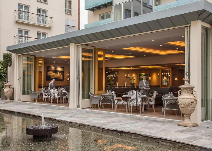 The Merrion Hotell 5*